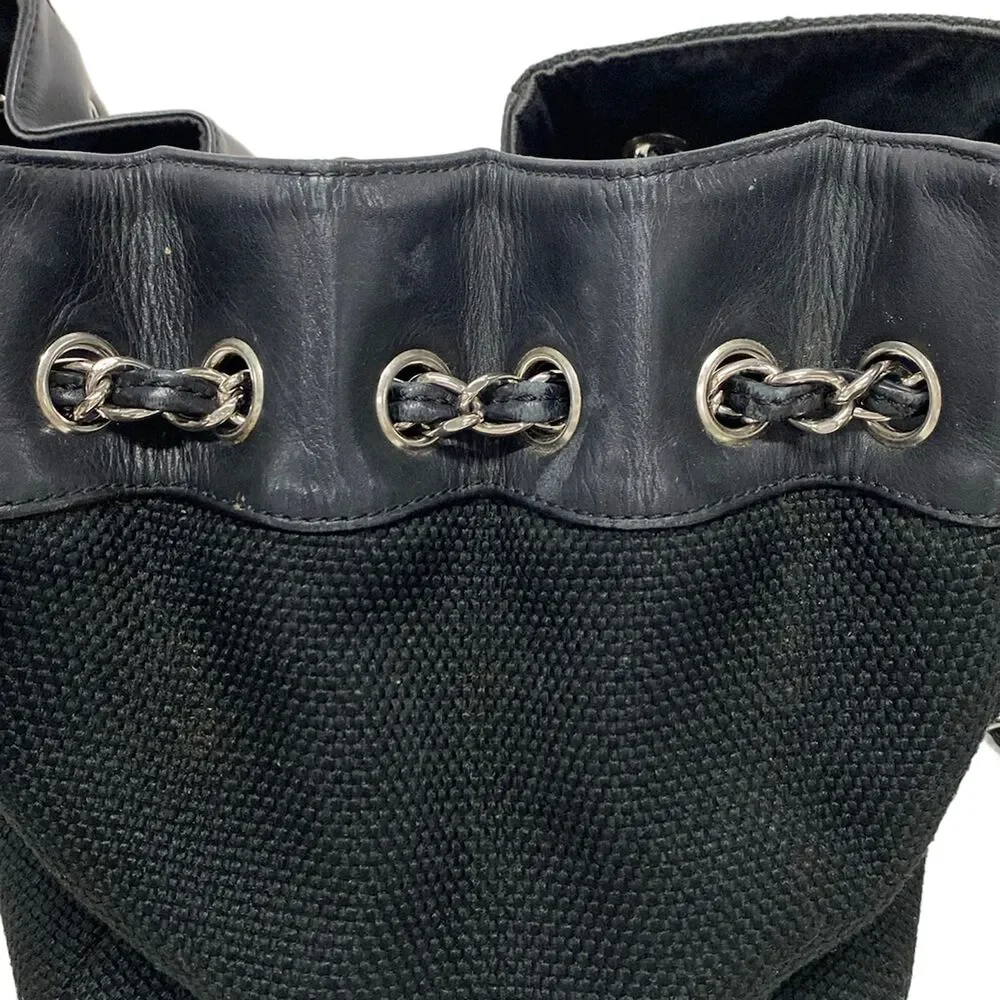 CHANEL stitch chevron